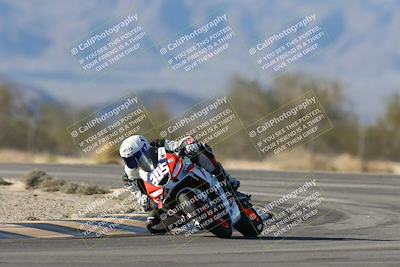 media/Dec-07-2025-CVMA (Sun) [[3e7d2de5dc]]/Race 12- Formula 40 MW and LW/